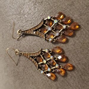 Amber Rhinestone Chandelier Earrings – Antique Gold-Tone Vintage Dangle